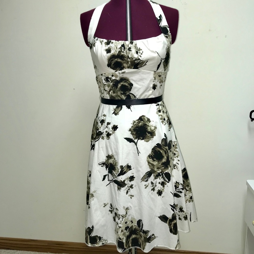 Retro black & white floral halter dress